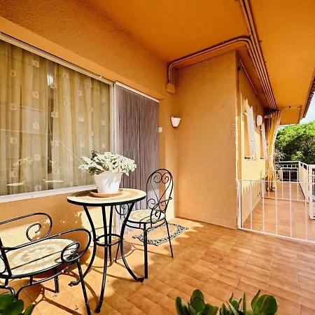 Ambient Costabravasi Apartment